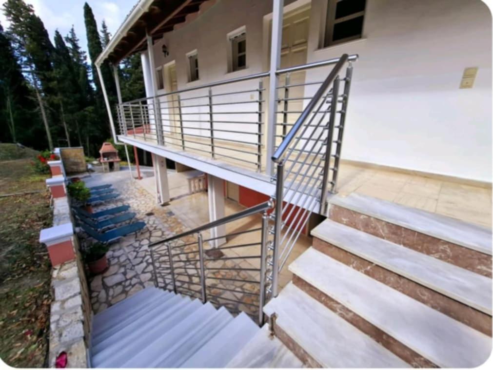 Apartment Danai Agios Georgios Pagon